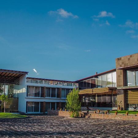 Hotel Rancho Tabachines Zitácuaro Екстериор снимка