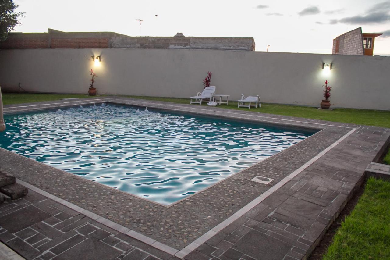 Hotel Rancho Tabachines Zitácuaro Екстериор снимка
